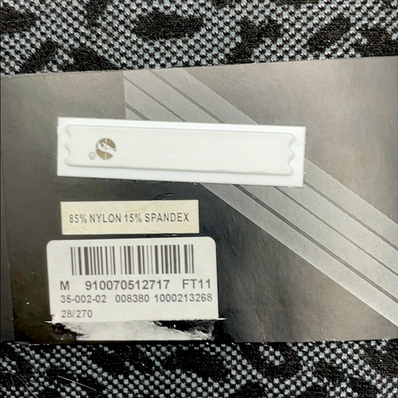 NWT Mandee Black Patterned Tights - Picture 4 of 4